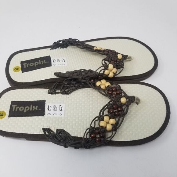 TROPIX MACRAME SANDALS. SIZE 8. NEAR NEW CONDITION. BROWN. OFF WHITE - Picture 13 of 16